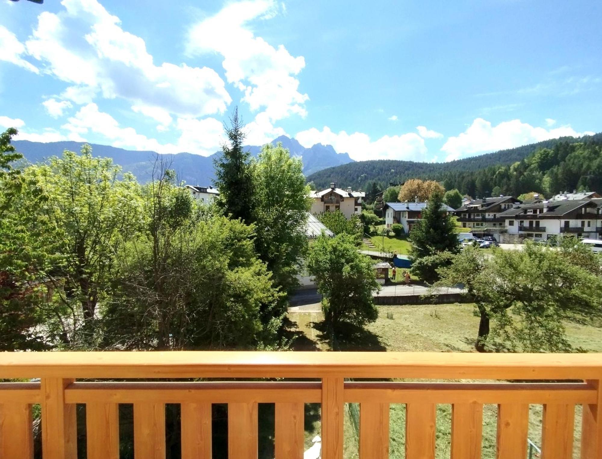 Ciasa De Le Nene - Dolomiti Guesthouse Pieve di Cadore Luaran gambar